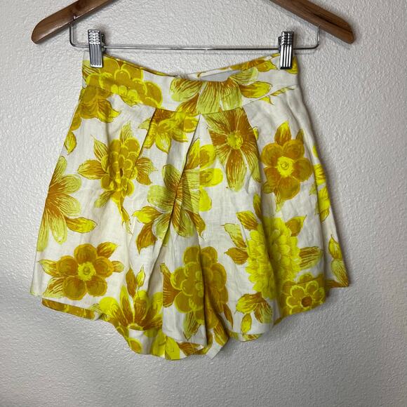 Alemais Sonny high waisted floral lemon yellow white linen shorts 2 - Picture 2 of 9